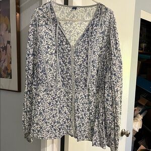 Old Navy Blue and White Floral Blouse